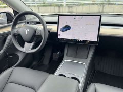 Tesla Model Y Standard Range RWD - ფოტო 9