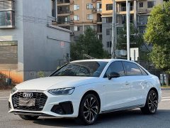 Audi A4L 40 TFSI Fashion Dynamic - ფოტო 1