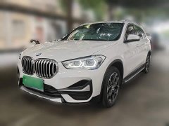 BMW X1 sDrive20Li Premium - ფოტო 1