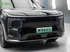 IM Motors Zhiji LS8 52 Max Luxury Six-Seater - ფოტო 9