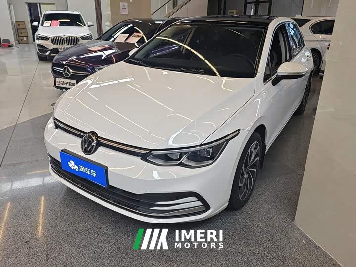 Volkswagen Golf Facelift 280TSI DSG Pro - ავტომობილი ჩინეთიდან