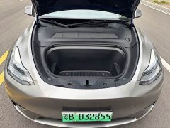 Tesla Model Y Rear-Wheel Drive - ფოტო 13