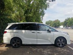 Honda Odyssey 2.0L Sharp Premium Edition - ფოტო 18