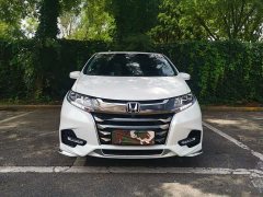 Honda Odyssey 2.0L Sharp Premium Edition - ფოტო 2