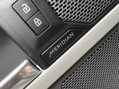 Land Rover Defender 110 P400 Dark Edition - ფოტო 10