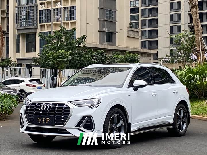 Audi Q3 35 TFSI Life Enjoyment Edition