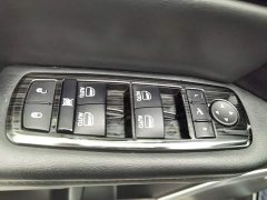 Jeep Grand Commander 2020 2.0T AWD Nighthawk Edition - ფოტო 9