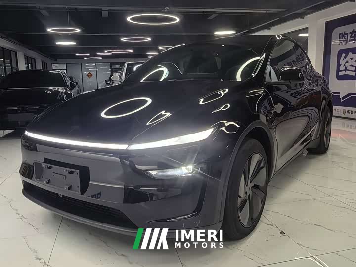 Tesla Model Y Rear-Wheel Drive