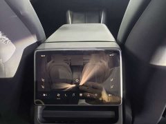 Tesla Model Y Rear-Wheel Drive - ფოტო 14