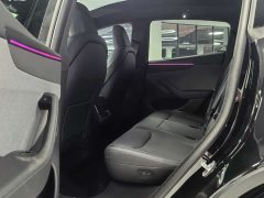 Tesla Model Y Rear-Wheel Drive - ფოტო 9