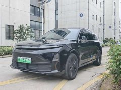 Li Auto L6 2024 Pro - ფოტო 1