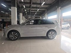 Li Auto L6 2024 Pro - ფოტო 3