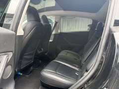 Tesla Model Y Rear-Wheel Drive - ფოტო 5