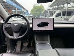 Tesla Model Y Rear-Wheel Drive - ფოტო 6