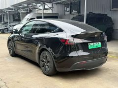 Tesla Model Y Rear-Wheel Drive - ფოტო 9