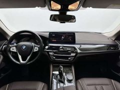 BMW 5 Series 525Li Luxury Package - ფოტო 8