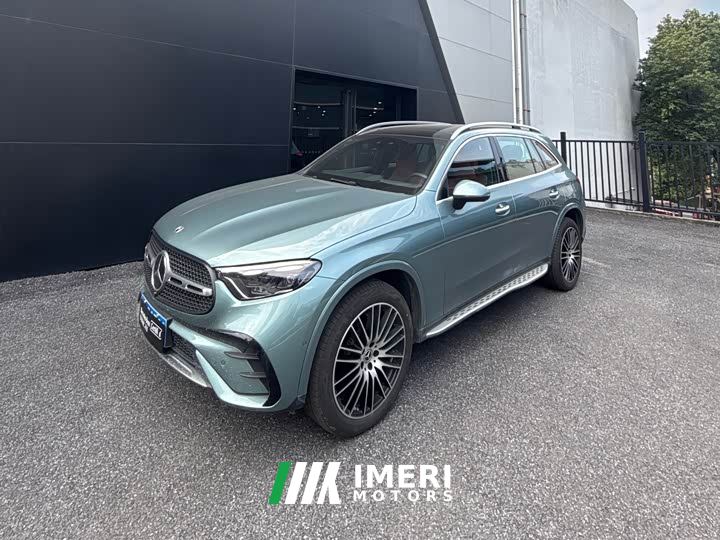 Mercedes-Benz GLC 300 L 4MATIC Luxury 5-Seater