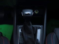 Skoda Kamiq Comet 2021 GT TSI230 DSG Flagship - ფოტო 9