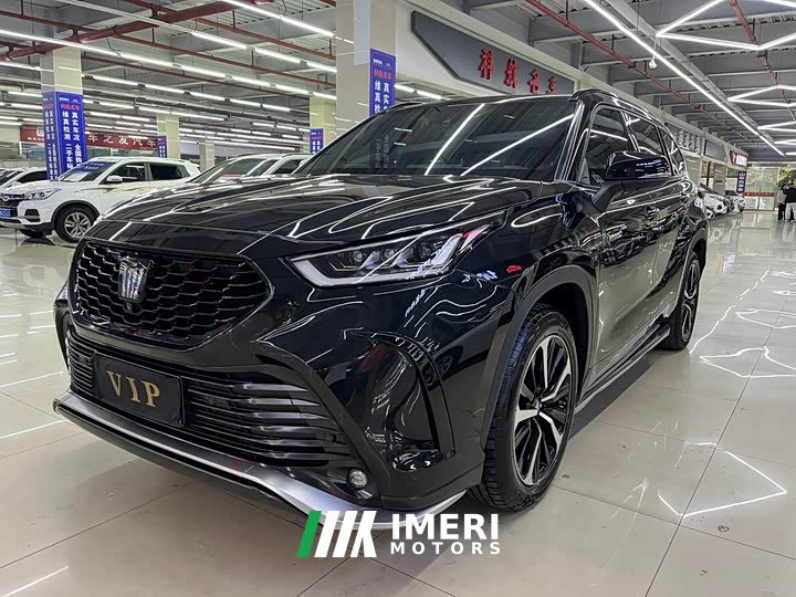 Toyota Crown Land Cruiser Crown Venza 2022 2.5L HEV AWD Premium - ავტომობილი ჩინეთიდან