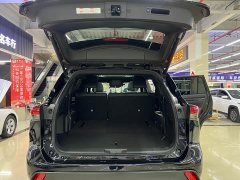 Toyota Crown Land Cruiser Crown Venza 2022 2.5L HEV AWD Premium - ფოტო 13