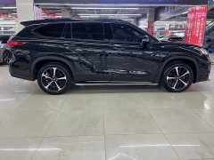 Toyota Crown Land Cruiser Crown Venza 2022 2.5L HEV AWD Premium - ფოტო 17