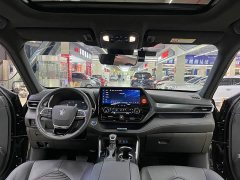 Toyota Crown Land Cruiser Crown Venza 2022 2.5L HEV AWD Premium - ფოტო 6