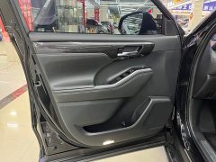 Toyota Crown Land Cruiser Crown Venza 2022 2.5L HEV AWD Premium - ფოტო 8