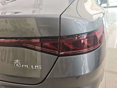 BYD Qin Plus Glory Edition EV 420KM Superior - ფოტო 14