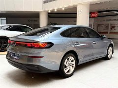 Volkswagen Lingdu L 280TSI DSG Dazzling Red Edition - ფოტო 9