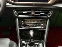 Volkswagen Touareg 2022 280TSI FWD Luxury Edition - ფოტო 16