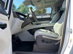 Denza D9 2022 DM-i 970 AWD Flagship - ფოტო 5