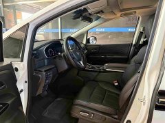 Honda Elysion 2.0L e:HEV Luxury Prestige Edition - ფოტო 3