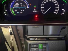 Honda Elysion 2.0L e:HEV Luxury Prestige Edition - ფოტო 5
