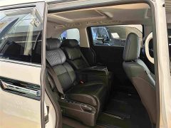 Honda Elysion 2.0L e:HEV Luxury Prestige Edition - ფოტო 7