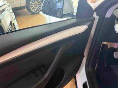 Tesla Model Y Performance All-Wheel Drive - ფოტო 5
