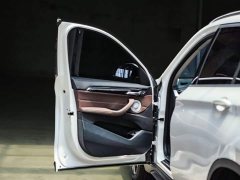 BMW X1 sDrive20Li Fashion - ფოტო 10