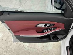 BMW 3 Series 320i M Sport Package - ფოტო 16