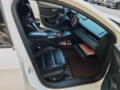Lynk & Co Geely Lynk & Co 03 2023 1.5T DCT Vigor Plus - ფოტო 8