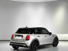 BMW MINI 1.5T COOPER Artist 5-Door - ფოტო 6