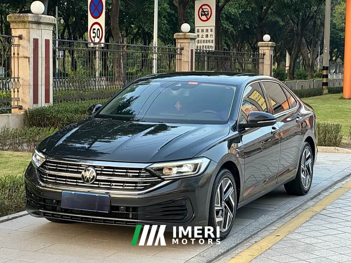Volkswagen Sagitar 300TSI DSG Excellence Edition - ავტომობილი ჩინეთიდან