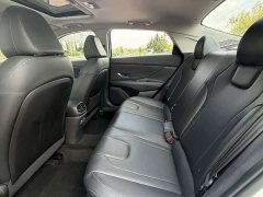 Hyundai Elantra 1.5L CVT Luxury - ფოტო 8