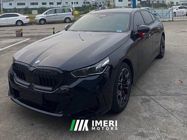 BMW 5 Series 530Li Luxury M Sport Package - ავტომობილი ჩინეთიდან