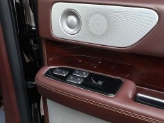 Lincoln Navigator 2021 Black Label Edition - ფოტო 8