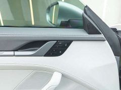Porsche 911 Carrera 3.0T - ფოტო 9