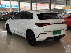BYD e2 Luxury - ფოტო 3