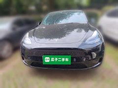 Tesla Model Y Rear-Wheel Drive - ფოტო 2