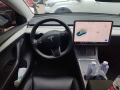 Tesla Model Y Rear-Wheel Drive - ფოტო 6