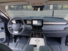 Lincoln Navigator 2020 Presidential Series 3.5T - ფოტო 12