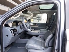 Lincoln Navigator 2020 Presidential Series 3.5T - ფოტო 13
