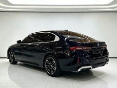 BMW 5 Series 530Li Premier M Sport Package - ფოტო 11